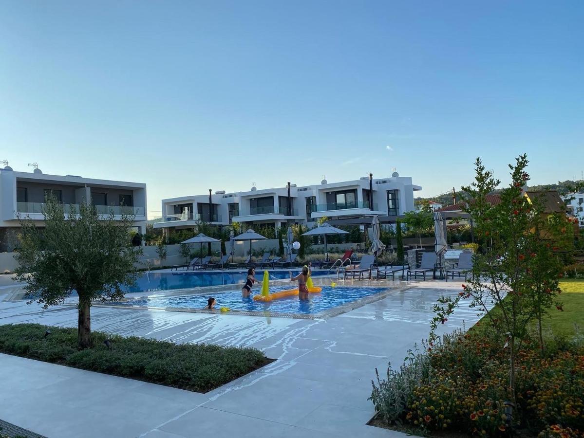 Olea Luxury Apartments นิกิติ ภายนอก รูปภาพ